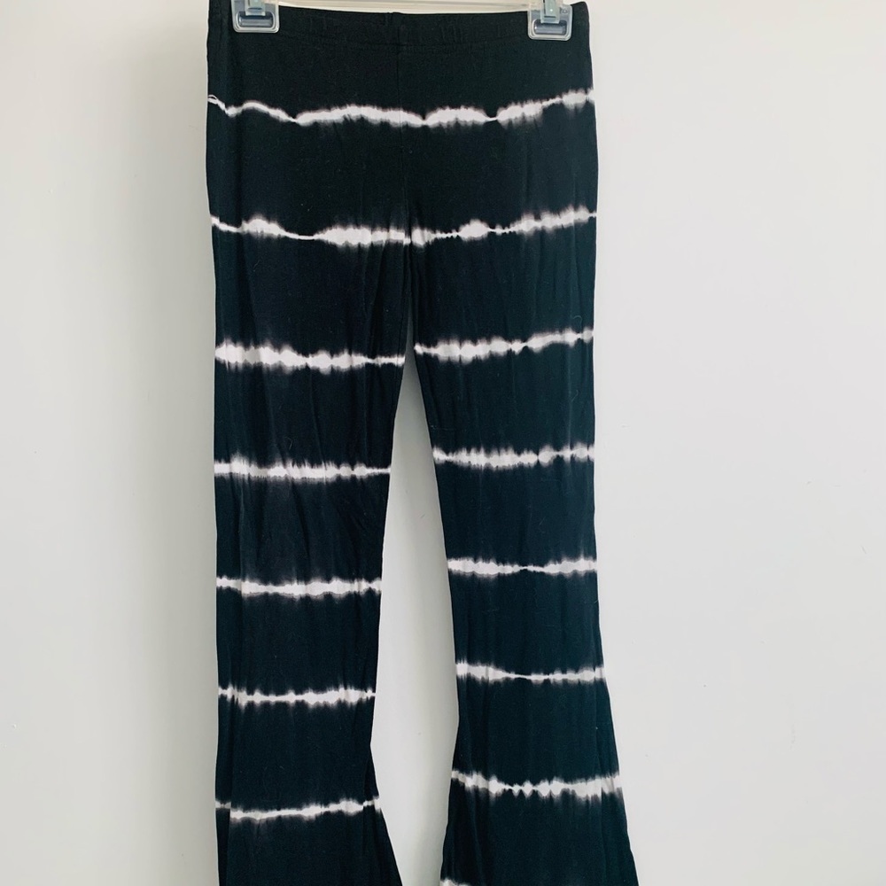 Flared leggings for sale!